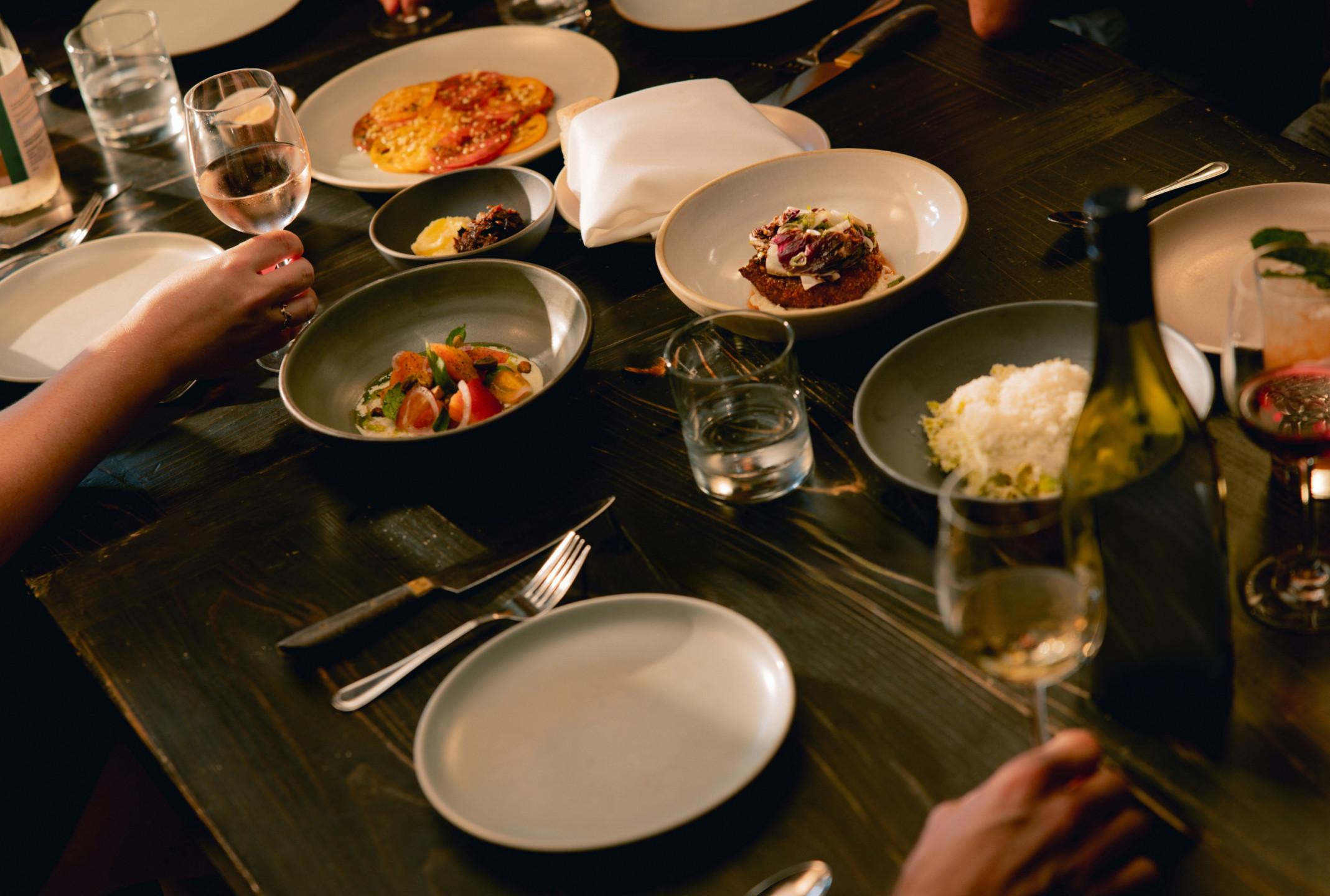 michael-tucker-4-z_GyJuXTM-unsplash